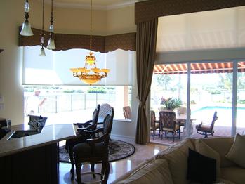 Jupiter Florida Bay Windows with Motorized Shades/Blinds with couplers -- Jupiter Florida Residence