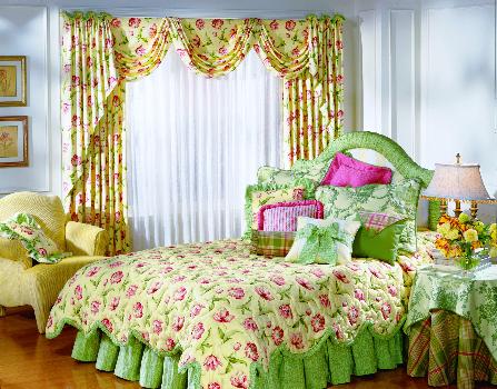 Jupiter Florida -- Swag draperies with coordinating decorative bedding